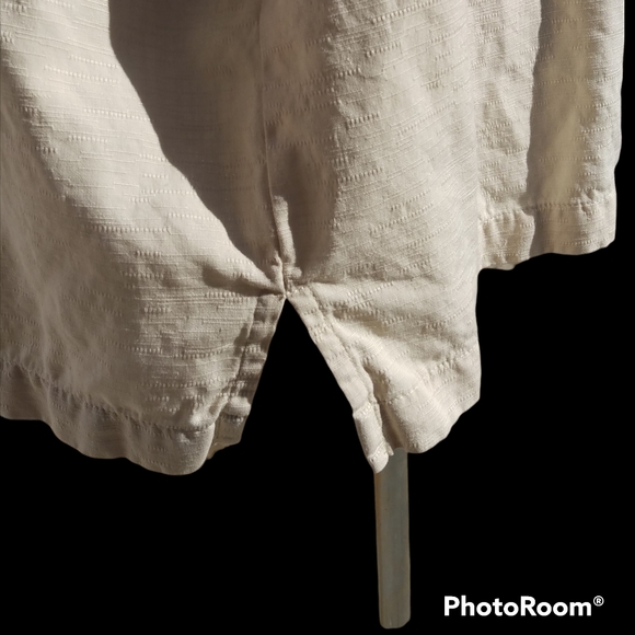 Aureus Silk golf embroidered, short sleeve button down shirt. XXL - Picture 2 of 8